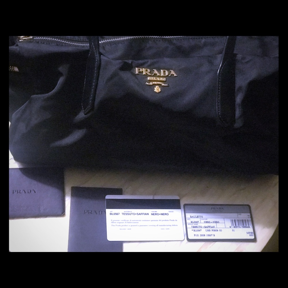 Authentic Prada Tessuto+Saffiano nero bag,EUC